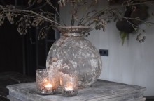 Vergrijsde Nepalese houten pot