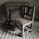 Oud houten kinderstoeltje met tafeltje set