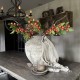 Kunst appeltak met frisse groene blaadjes