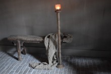 Houten vloerkandelaar Nr 4