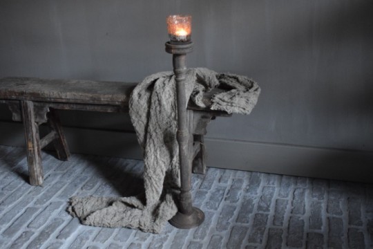 Houten vloerkandelaar Nr 8