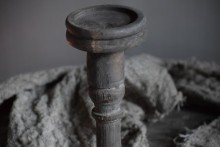 Houten vloerkandelaar Nr 8