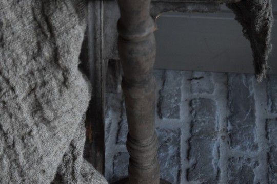 Houten vloerkandelaar Nr 9