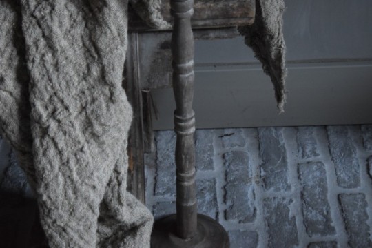 Houten vloerkandelaar Nr 12