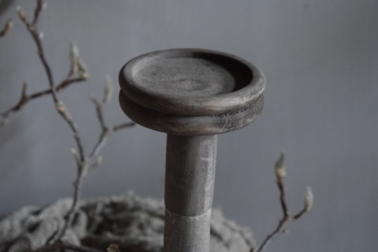 Houten vloerkandelaar Nr 12