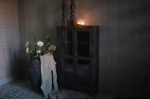 Uniek houten kastje India.