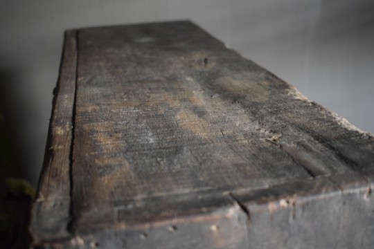 Uniek houten kastje India.