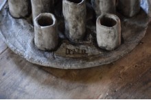 Betonnen schaal kandelaar PMR