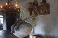 Kunsttak Rosehip Spray 105 cm – Bruine Tak met Groene Appeltjes