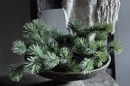 Larix Krans Real Touch